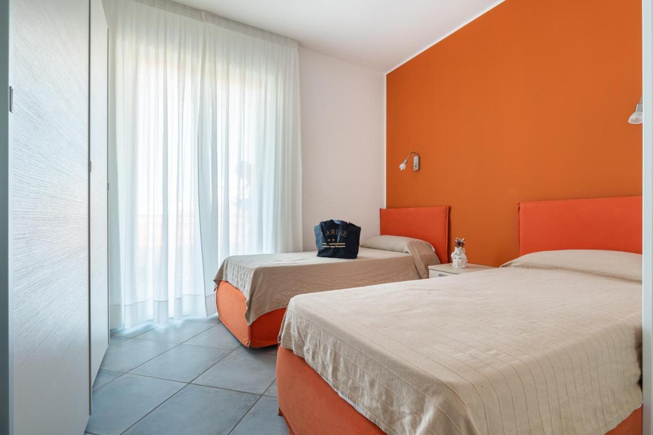 Apartamento Terraces d'Orlando Capo dʼOrlando Exterior foto